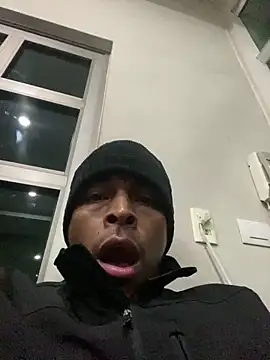 Snapshot of Micky1187 chatting on 06-12-26, 07:40 Micky1187 online show from 06-12-26, 07:40