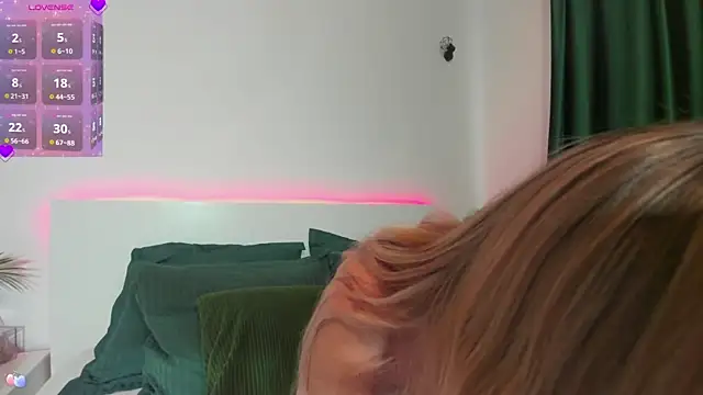 zoey marie online show from 03-16-25, 12:33