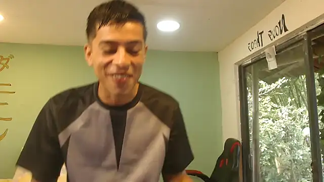 danielitopapuu online show from 07-24-26, 04:05