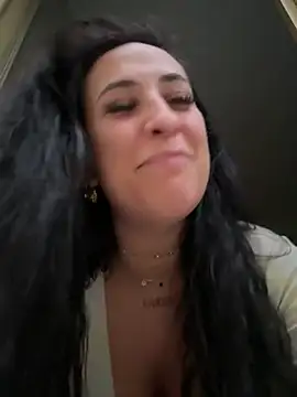 CarolaDrago online show from 02-25-25, 05:15