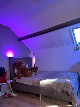 CarolaDrago online show from 11-05-25, 09:09