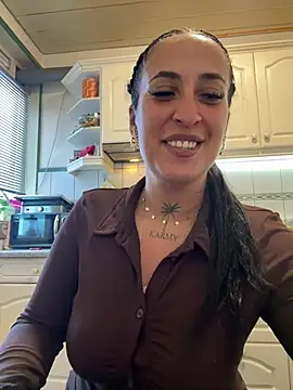 CarolaDrago online show from 04-07-26, 08:04