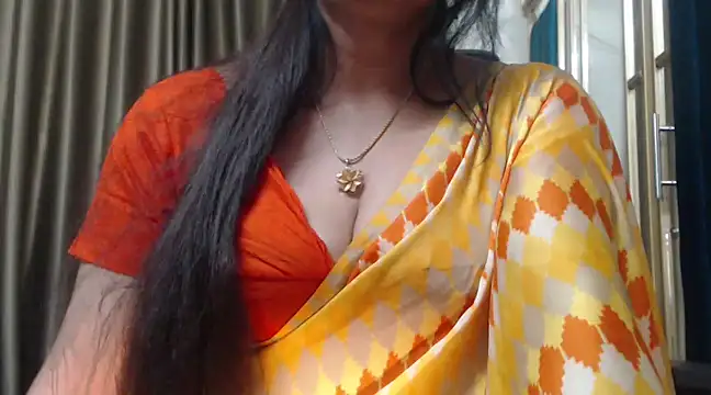 desi-maisa130 online show from 12-01-24, 07:36