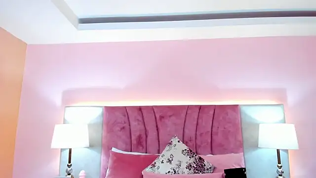 SophiaLaurens online show from 01-09-25, 01:35