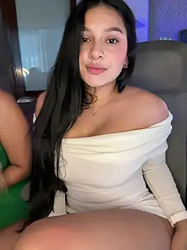 Snapshot of sarasoto_1 chatting on 02-16-25, 08:33 sarasoto 1 online show from 02-16-25, 08:33