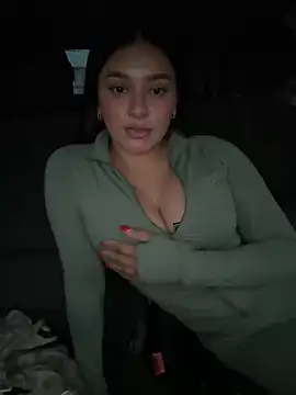 Snapshot of sarasoto_1 chatting on 02-22-25, 11:35 sarasoto 1 online show from 02-22-25, 11:35