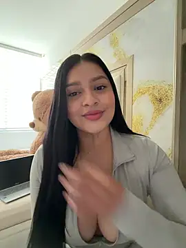 Snapshot of sarasoto_1 chatting on 02-27-26, 02:06 sarasoto 1 online show from 02-27-26, 02:06