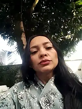 ginebra ness online show from 10-15-25, 12:16