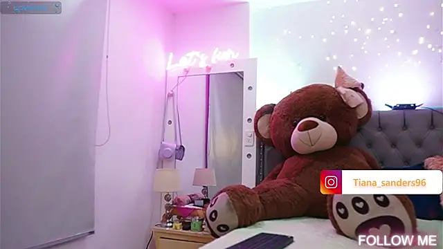 Tiana sanders online show from 01-27-25, 04:20