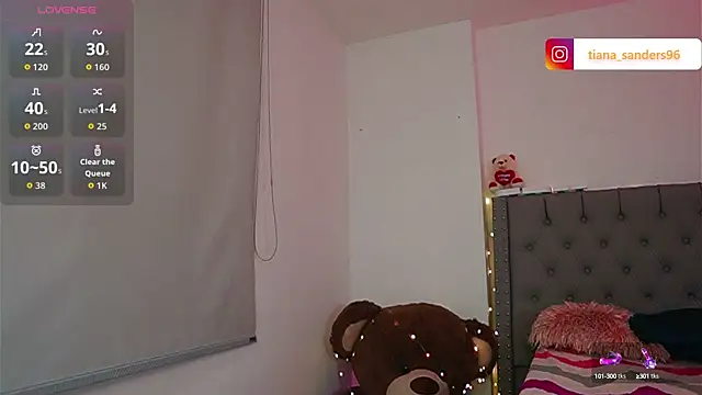 Tiana sanders online show from 10-02-25, 01:56