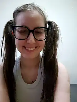 Snapshot of Sarah459 chatting on 12-13-25, 10:04 Sarah459 online show from 12-13-25, 10:04