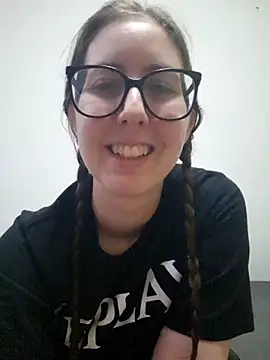 Snapshot of Sarah459 chatting on 12-18-25, 08:04 Sarah459 online show from 12-18-25, 08:04