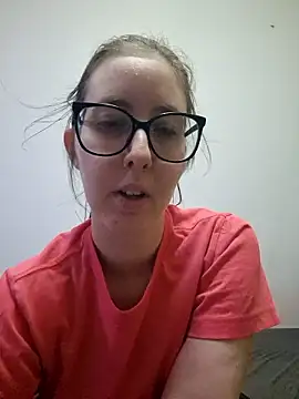 Snapshot of Sarah459 chatting on 01-14-26, 06:46 Sarah459 online show from 01-14-26, 06:46