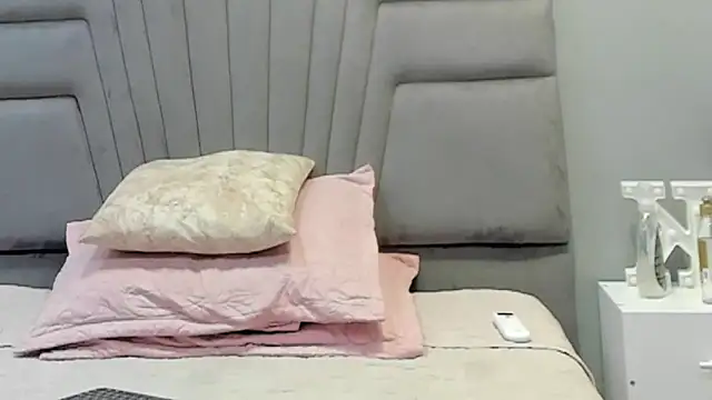 angel adamx online show from 11-08-25, 03:18