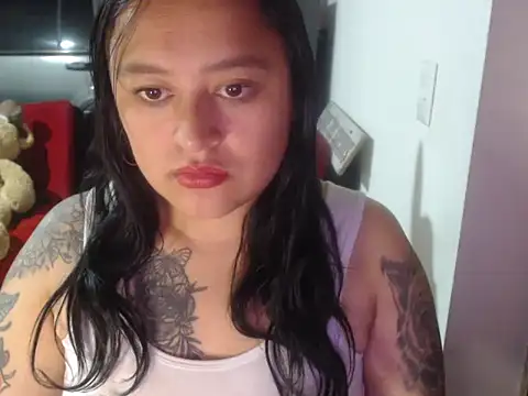 Snapshot of Dahiana_Rous chatting on 02-07-26, 02:21 Dahiana Rous online show from 02-07-26, 02:21