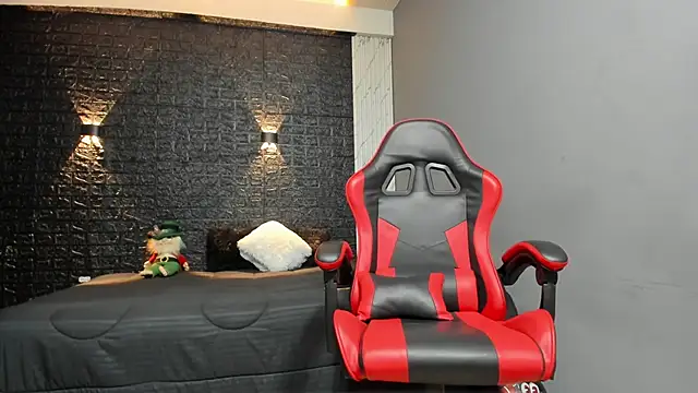 taurus boy1 online show from 11-30-25, 11:25