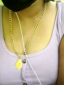 Aishu-tamil09 online show from 12-15-24, 06:26