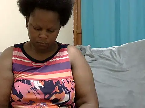 Snapshot of Pretty_lilly02 chatting on 04-28-26, 04:17 Pretty lilly02 online show from 04-28-26, 04:17