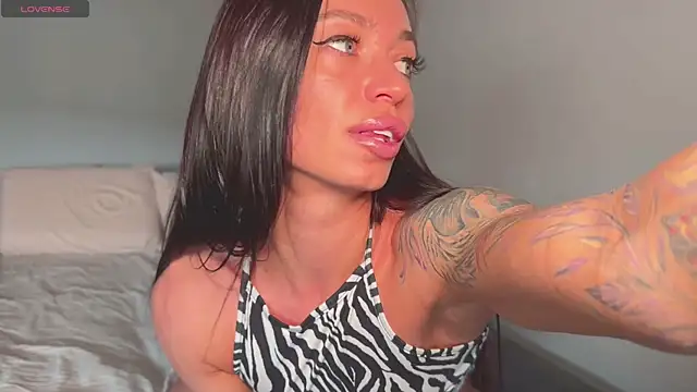 Melanisoul online show from 04-13-26, 02:28