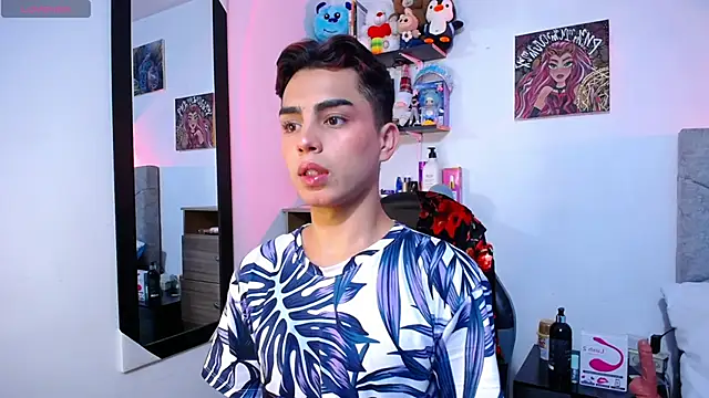 OwenBluee online show from 02-03-26, 06:22