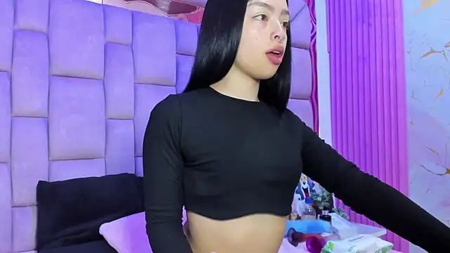 Snapshot of Sofia_Mirandaa18 chatting on 04-20-26, 02:31 Sofia Mirandaa18 online show from 04-20-26, 02:31