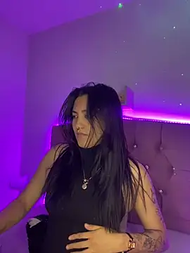 Snapshot of angellique_22 chatting on 01-29-25, 11:41 angellique 22 online show from 01-29-25, 11:41