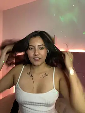 Snapshot of angellique_22 chatting on 02-04-25, 04:37 angellique 22 online show from 02-04-25, 04:37
