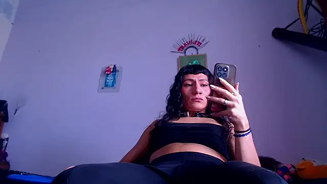 Zafiro subversiva online show from 04-02-26, 03:09