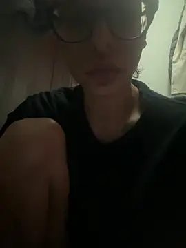 myloveforyouu online show from 11-21-25, 11:36