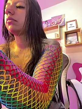 Snapshot of Ivann4 chatting on 03-14-25, 05:46 Ivann4 online show from 03-14-25, 05:46