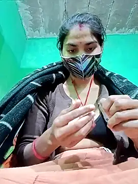 Snapshot of HOTBABITARAJ chatting on 01-06-25, 10:46 HOTBABITARAJ online show from 01-06-25, 10:46