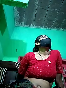 Snapshot of HOTBABITARAJ chatting on 03-15-25, 10:24 HOTBABITARAJ online show from 03-15-25, 10:24