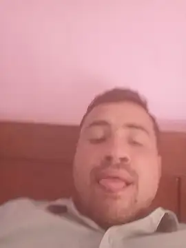 Snapshot of lallantoplonda chatting on 02-03-26, 10:20 lallantoplonda online show from 02-03-26, 10:20