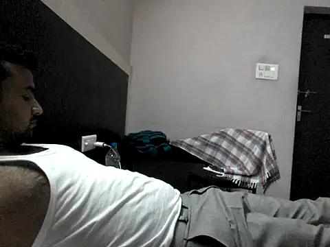 Snapshot of lallantoplonda chatting on 06-19-26, 12:42 lallantoplonda online show from 06-19-26, 12:42