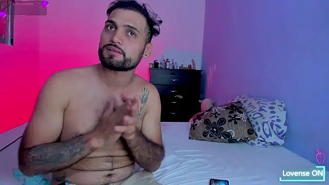 Snapshot of 6_bunny_9 chatting on 01-13-25, 01:02 6 bunny 9 online show from 01-13-25, 01:02