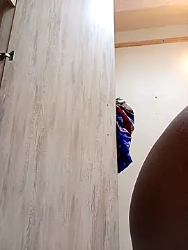 Sexyxcurves online show from 04-15-26, 08:21