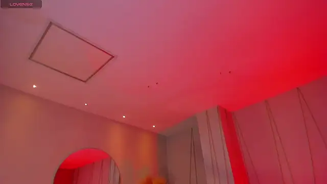 ValeriaRiveraX online show from 02-18-25, 06:59