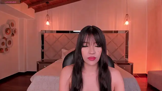 ValeriaRiveraX online show from 11-05-25, 03:50