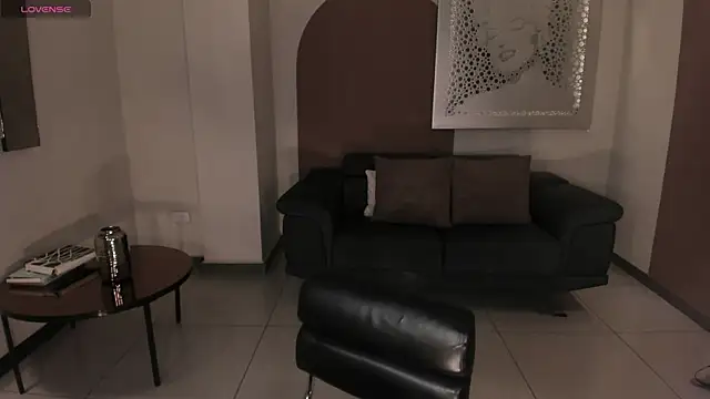 MariaHerrera  online show from 10-25-25, 10:04