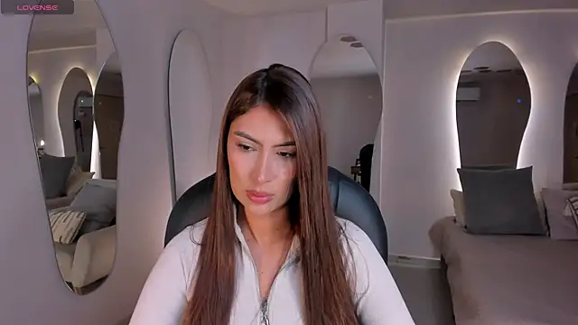 ArianaDumont online show from 06-28-26, 11:16