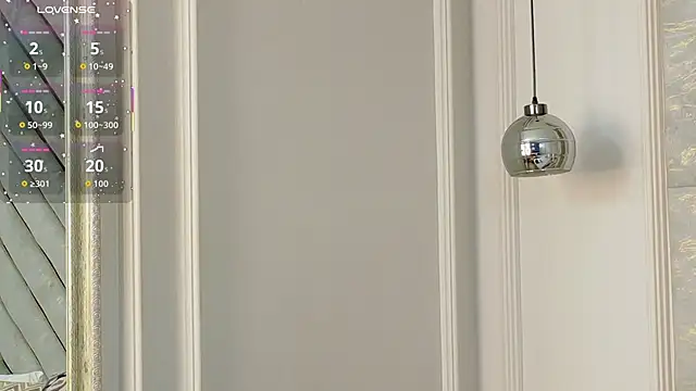 Salome Diaz  online show from 04-16-26, 04:57