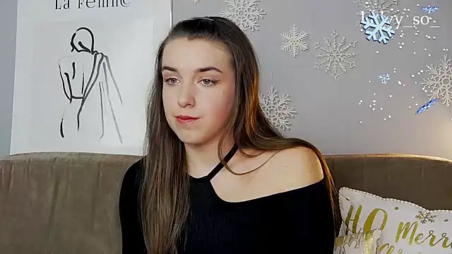 Snapshot of Sofia_Hugs chatting on 01-29-25, 10:37 Sofia Hugs online show from 01-29-25, 10:37