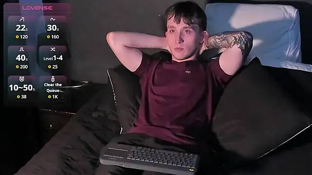 Snapshot of Dylanwhite23_ chatting on 01-06-26, 12:47 Dylanwhite23 online show from 01-06-26, 12:47