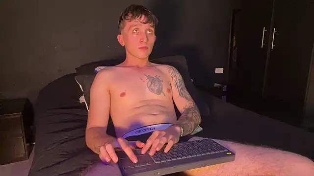 Snapshot of Dylanwhite23_ chatting on 01-15-26, 06:07 Dylanwhite23 online show from 01-15-26, 06:07