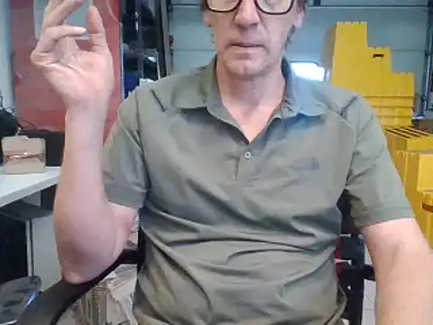 Raimundo1971 online show from 11-27-25, 03:47