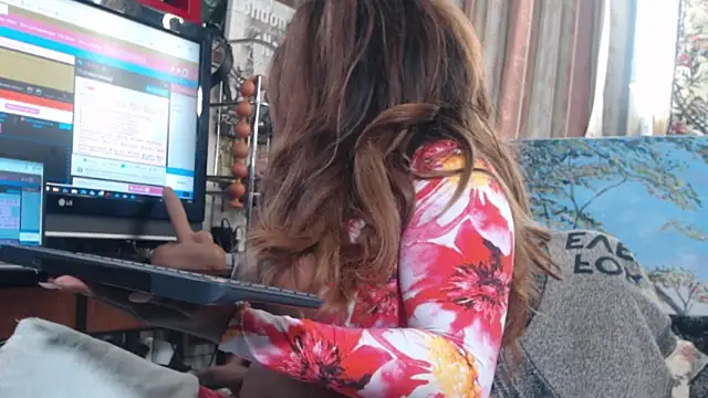 Jennytop online show from 04-12-26, 03:44