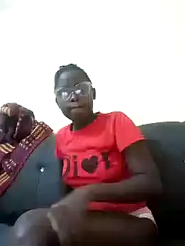 Sweetcecie01 online show from 03-20-25, 03:04