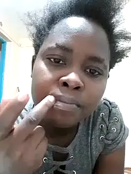 Sweetcecie01 online show from 09-19-25, 08:31