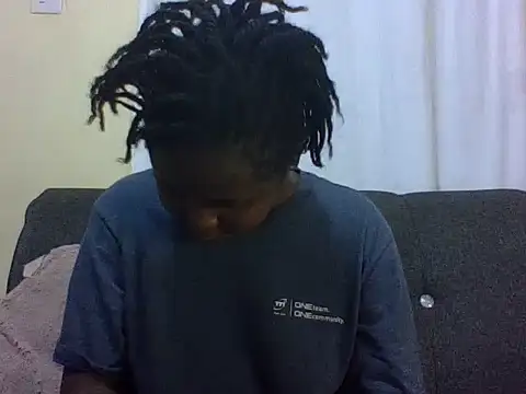 Snapshot of Sweetcecie01 chatting on 03-11-26, 07:20 Sweetcecie01 online show from 03-11-26, 07:20