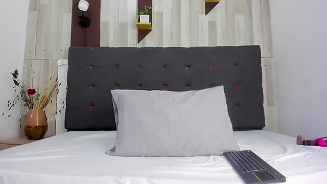 Anastasiapriest online show from 09-12-25, 11:54